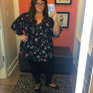 Flowy torrid top